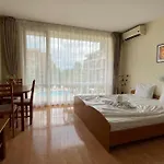 Апартамент Noks A2-61 Large Sunny